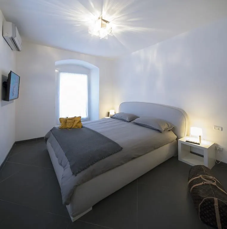 Ferienwohnung Il Mare In Piazza La Spezia Apartment